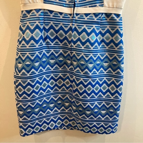 BELLE by Badgley Mischka Sz 8 Metallic Aztec Motif White Accent Midi Dress - Picture 9 of 13